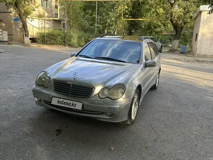 Mercedes-Benz C 200 2002 года за 3 200 000 тг. в Шымкент