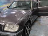 Mercedes-Benz E 200 1993 годаfor1 400 000 тг. в Астана