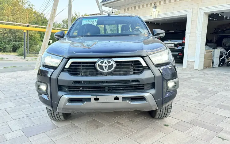 Toyota Hilux 2023 годаfor26 000 000 тг. в Уральск