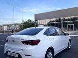 Chevrolet Onix 2023 года за 4 550 000 тг. в Караганда – фото 4