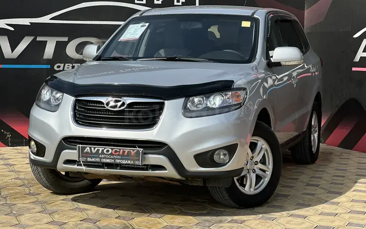 Hyundai Santa Fe 2012 года за 7 800 000 тг. в Атырау