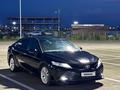 Toyota Camry 2019 года за 13 800 000 тг. в Актобе – фото 7
