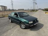 Volkswagen Vento 1996 года за 990 000 тг. в Тараз