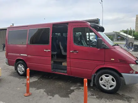 Mercedes-Benz Sprinter 2005 года за 7 150 000 тг. в Алматы – фото 4