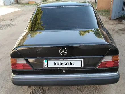 Mercedes-Benz E 220 1992 года за 1 600 000 тг. в Павлодар – фото 8