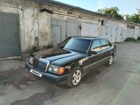 Mercedes-Benz E 220 1992 года за 1 600 000 тг. в Павлодар