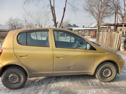 Toyota Vitz 1999 года за 2 100 000 тг. в Семей – фото 3