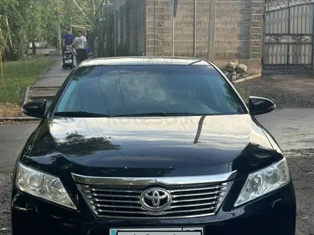 Toyota Camry 2014 года за 9 000 000 тг. в Алматы – фото 3