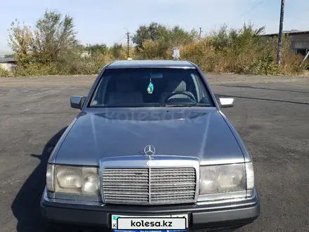 Mercedes-Benz E 230 1992 года за 2 200 000 тг. в Усть-Каменогорск