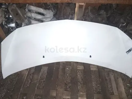 Контрактный из Японии капот на Тойота Альфард за 70 000 тг. в Астана