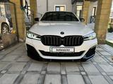 BMW 520 2021 года за 26 000 000 тг. в Шымкент