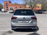 Volkswagen Tiguan 2021 года за 12 600 000 тг. в Костанай – фото 5