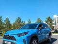 Toyota RAV4 2020 года за 15 900 000 тг. в Астана – фото 2