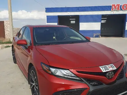 Toyota Camry 2020 года за 9 900 000 тг. в Актау – фото 23