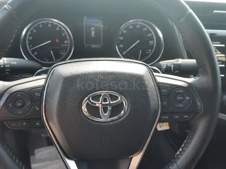 Toyota Camry 2020 года за 9 900 000 тг. в Актау – фото 26