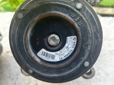 Компрессор кондиционера BMW F10/F30/F15/E70 за 150 000 тг. в Астана – фото 2