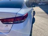 Kia Optima 2018 года за 9 200 000 тг. в Караганда – фото 4