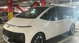 Hyundai Staria 2023 года за 24 500 000 тг. в Алматы – фото 3