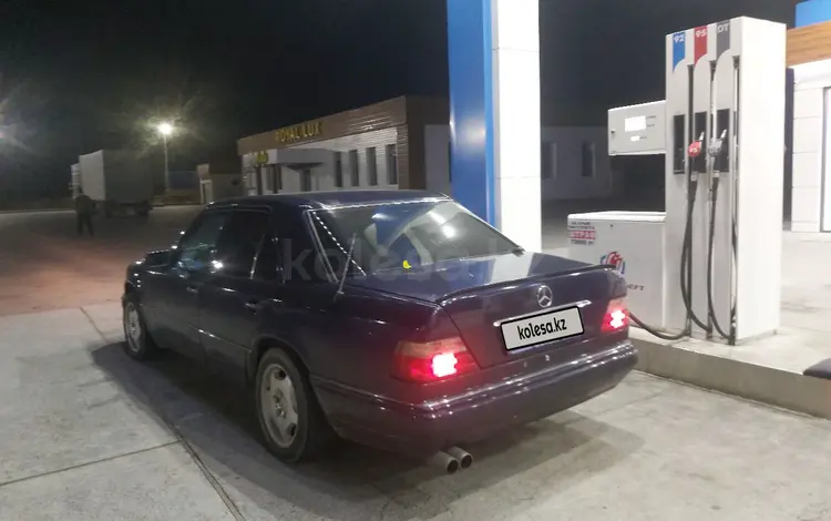 Mercedes-Benz E 280 1995 года за 3 800 000 тг. в Шымкент