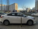 Hyundai Accent 2022 года за 8 300 000 тг. в Уральск – фото 4