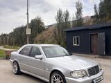 Mercedes-Benz C 32 AMG 1995 годаүшін2 700 000 тг. в Алматы – фото 3