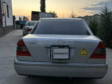 Mercedes-Benz C 220 1996 года за 2 000 000 тг. в Тараз – фото 3