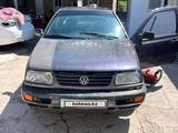Volkswagen Vento 1993 года за 700 000 тг. в Мерке – фото 2