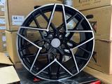 Комплект Дисков R19 8.5/9.5 ET35/40 Dia72.6 Black Machined Face 5x120for360 000 тг. в Алматы