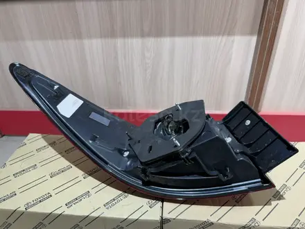 Фонарь задний lexus ES250 2015-2018 81551-33760 XV60, задний правый за 140 000 тг. в Шымкент – фото 7