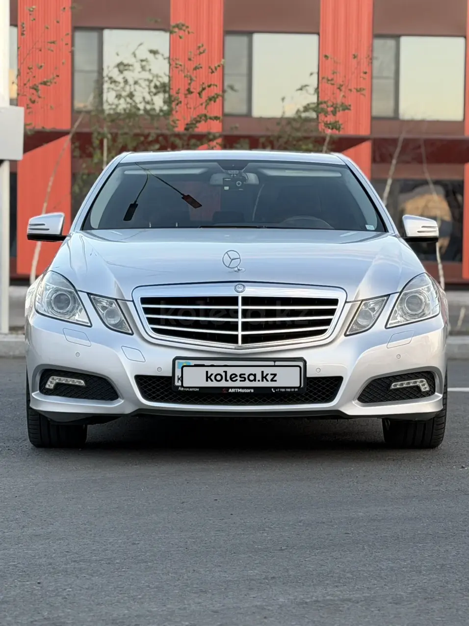 Mercedes-Benz E-Class, 2010