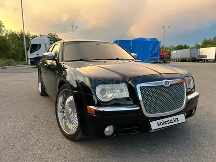 Chrysler 300C 2005 годаүшін6 000 000 тг. в Алматы – фото 18