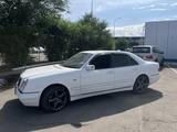 Mercedes-Benz E 280 1998 года за 2 300 000 тг. в Алматы