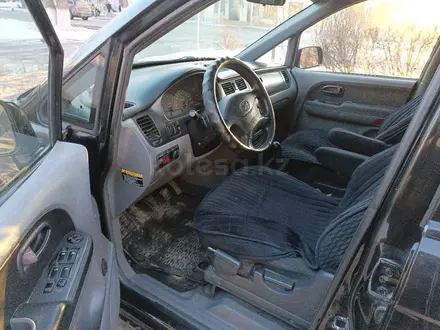 Hyundai Trajet 2002 года за 3 000 000 тг. в Уральск – фото 6