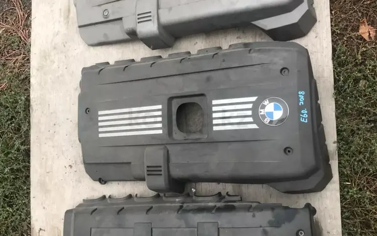 Крышка на двигатель бмв bmw e60 e90 n53 n52 за 10 000 тг. в Алматы