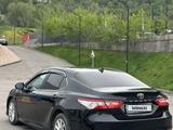 Toyota Camry 2021 годаfor13 000 000 тг. в Алматы – фото 3