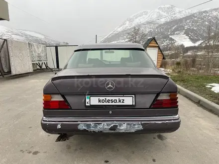 Mercedes-Benz E 300 1991 года за 1 680 000 тг. в Талгар – фото 2