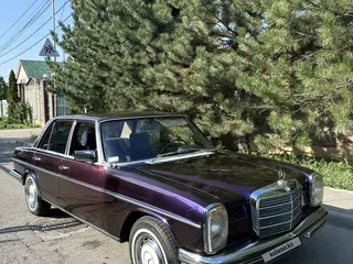 Mercedes-Benz E 280