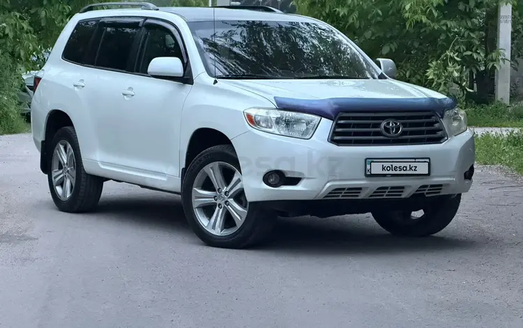 Toyota Highlander 2008 года за 8 800 000 тг. в Алматы