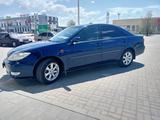 Toyota Camry 2004 годаfor5 700 000 тг. в Актобе – фото 3