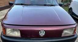 Volkswagen Passat 1993 годаүшін1 000 000 тг. в Уральск