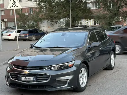 Chevrolet Malibu 2018 года за 3 700 000 тг. в Алматы – фото 2