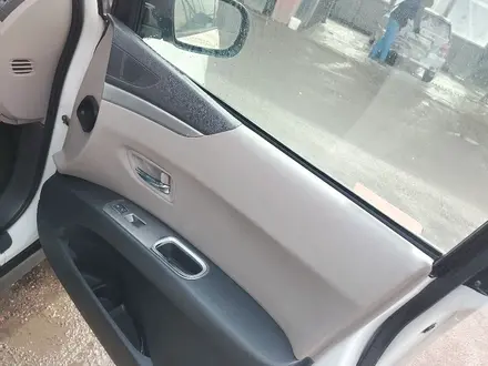 Subaru Tribeca 2006 года за 4 850 000 тг. в Алматы – фото 15