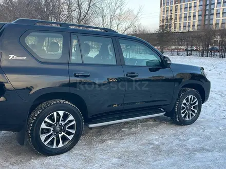 Toyota Land Cruiser Prado 2021 года за 35 800 000 тг. в Астана