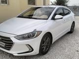 Hyundai Elantra 2018 года за 4 000 000 тг. в Актау