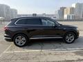 Volkswagen Touareg 2022 года за 27 700 000 тг. в Алматы – фото 3