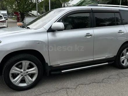 Toyota Highlander 2013 года за 12 800 000 тг. в Алматы – фото 3