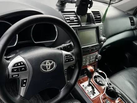 Toyota Highlander 2013 года за 12 800 000 тг. в Алматы – фото 7