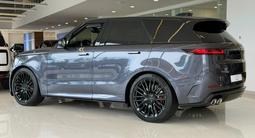 Land Rover Range Rover Sport SV 2026 года за 152 543 000 тг. в Астана – фото 3