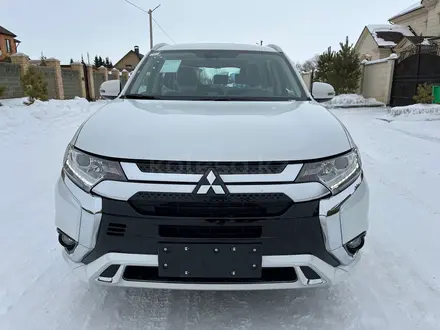 Mitsubishi Outlander 2022 года за 13 950 000 тг. в Астана – фото 3