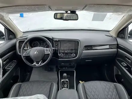 Mitsubishi Outlander 2022 года за 13 950 000 тг. в Астана – фото 22